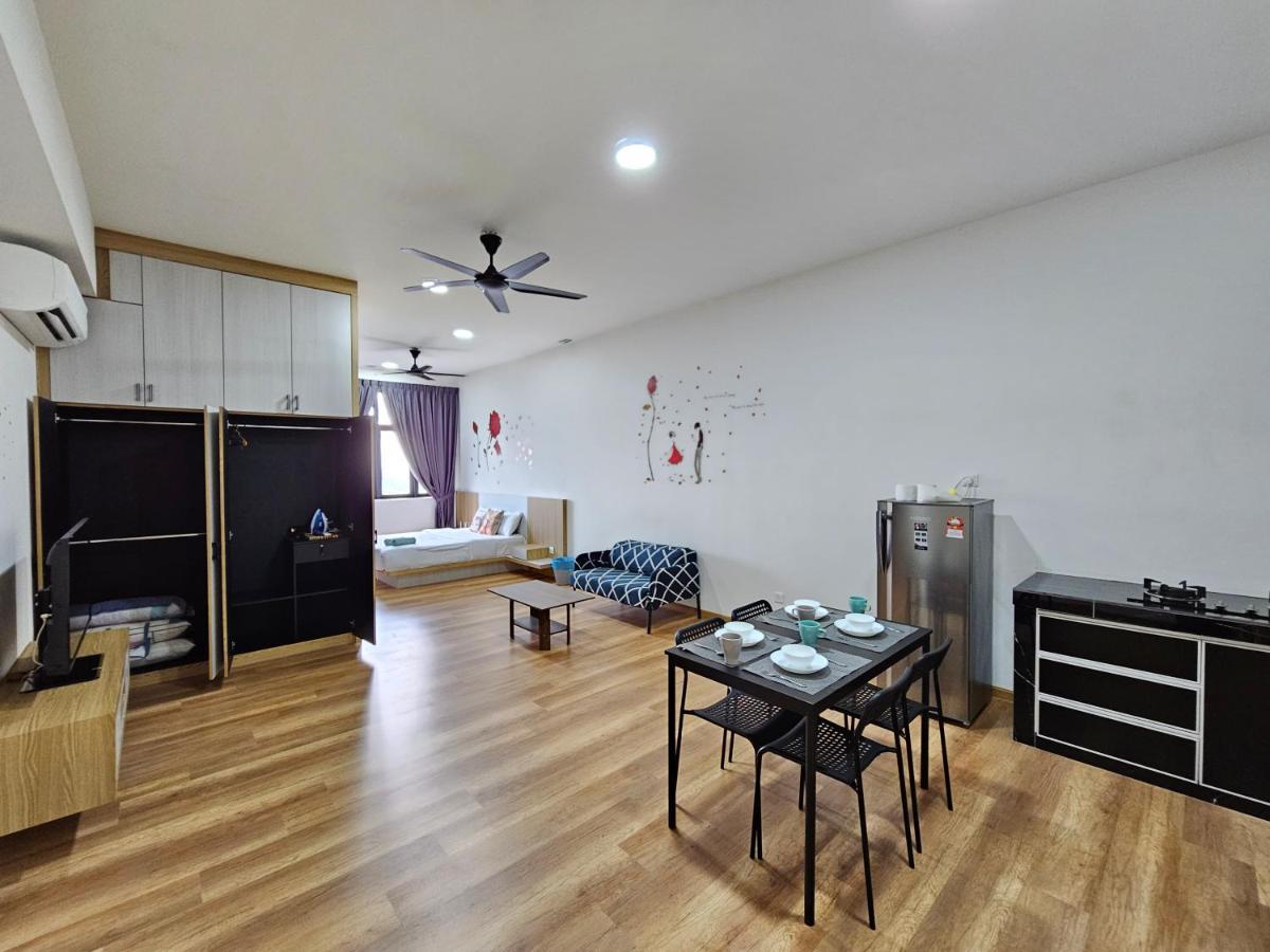 Quartz Paragon Suites Melaka By Ggm Chambre photo
